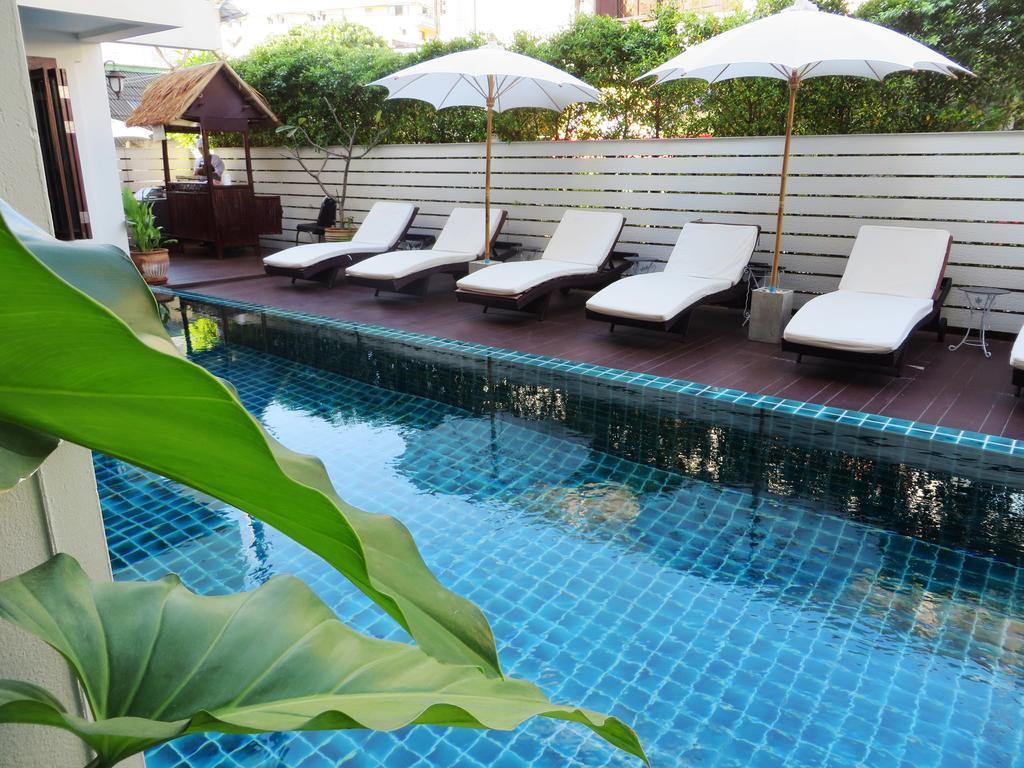 Goldenbell Hotel Chiangmai Chiang Mai Dış mekan fotoğraf